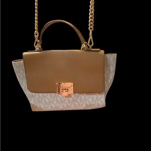 LOW ⭐️ ⭐️ START Michael Kors Tan and Cream Satchel and wallet